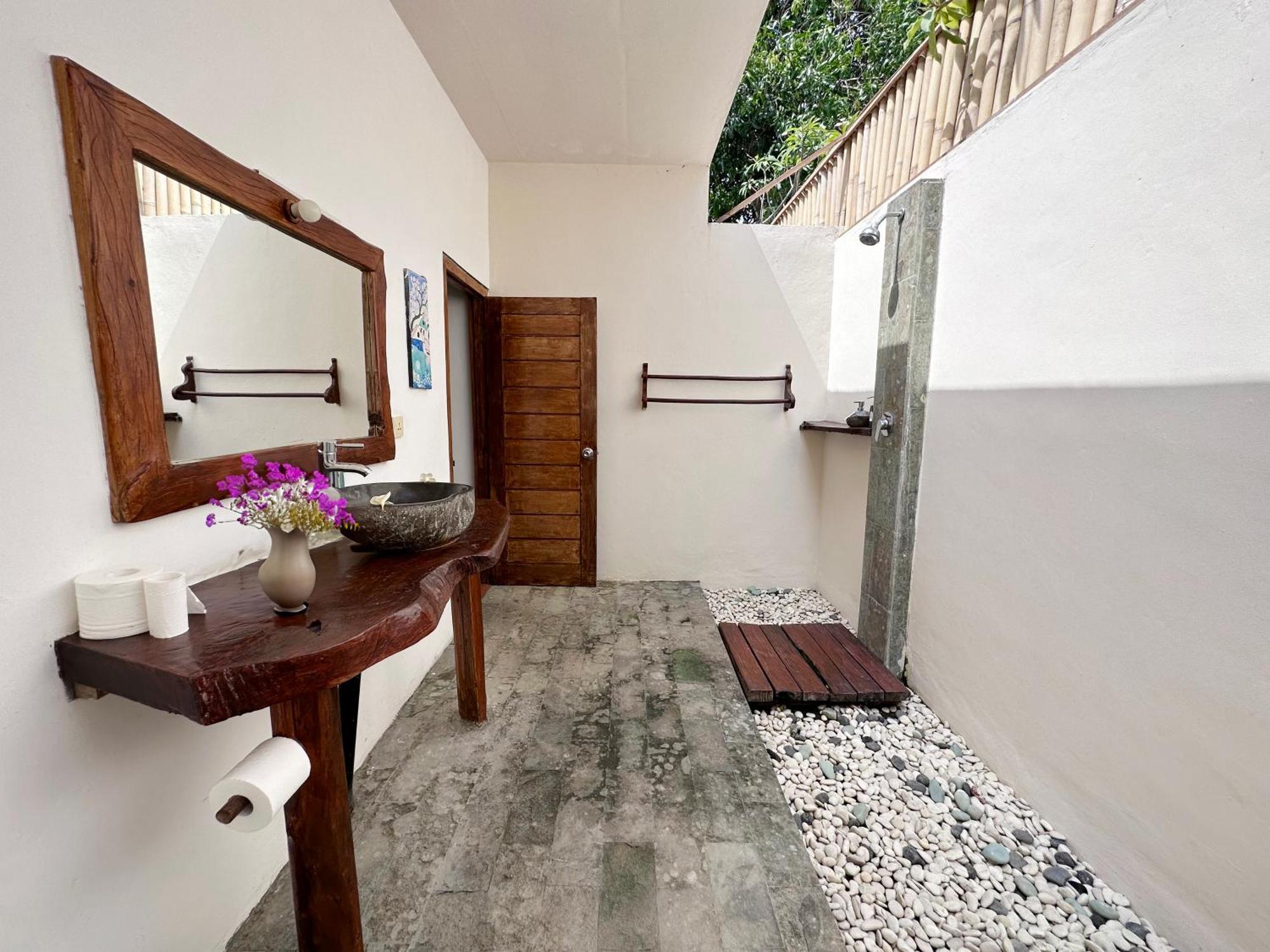 Pebble & Fins Bali Dive Resort 图兰奔 外观 照片