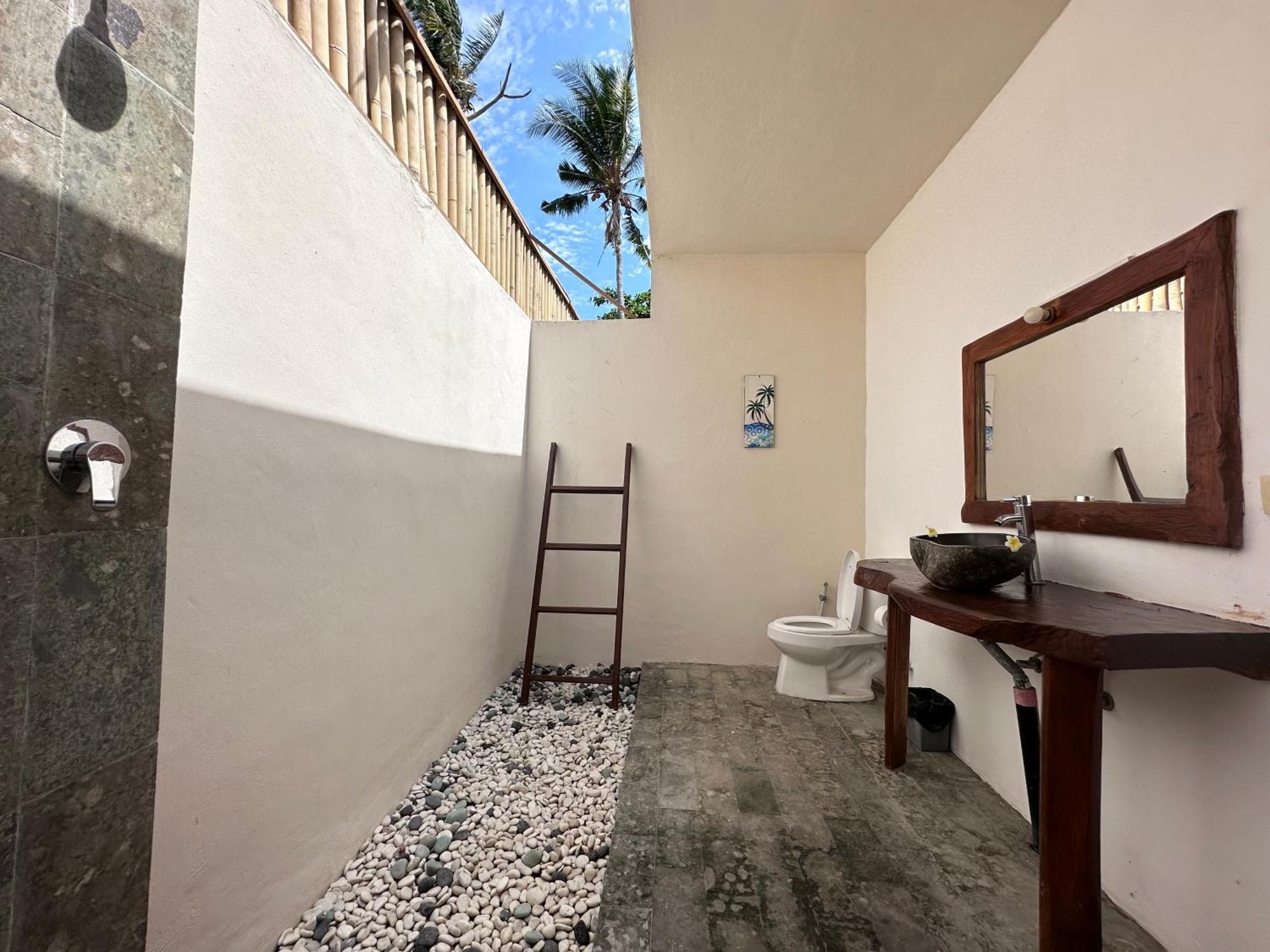 Pebble & Fins Bali Dive Resort 图兰奔 外观 照片